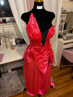 Load image into Gallery viewer, FRZN GOWN